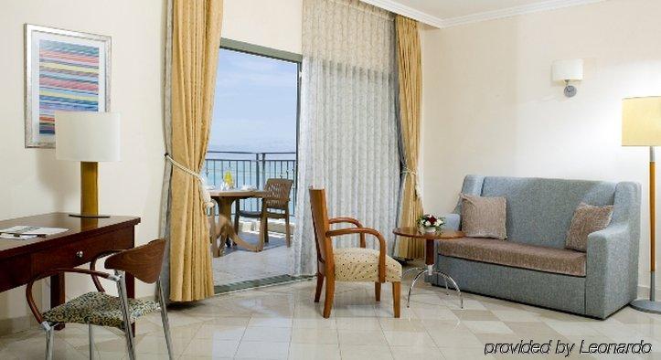 Royal Dead Sea - Hotel & Spa Ein Bokek Ruang foto